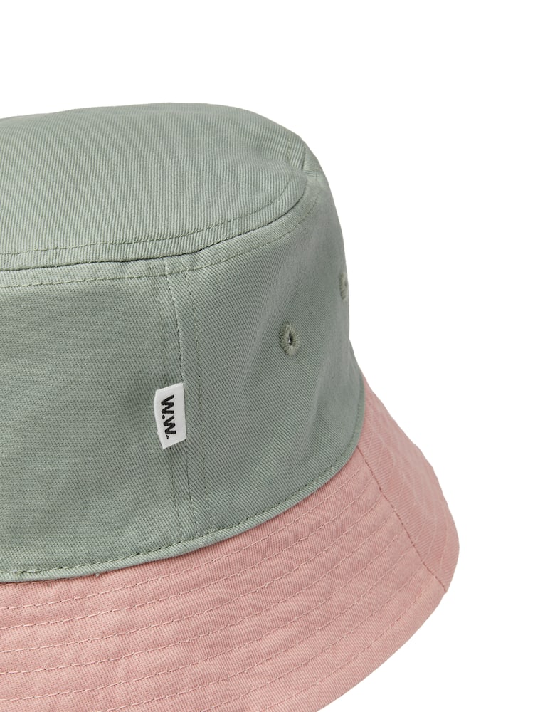 rinascente Wood Wood Cappello bucket bicolore - rosa