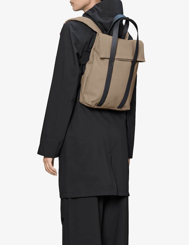 Rains Zaino tote 2 way mini w3 - immagine 5 Rains Zaino tote 2 way mini w3 - immagine 5