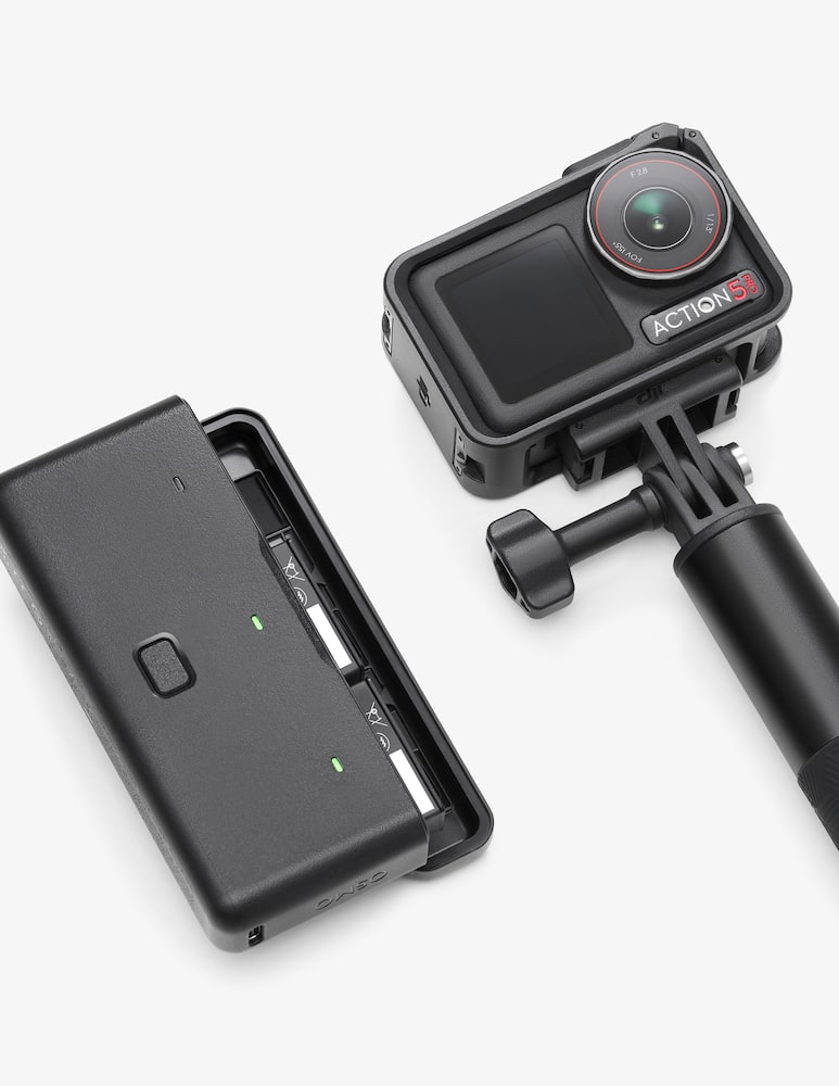 DJI Action camera DJI Osmo Action 5 Pro Adventure Combo - immagine 1 DJI Action camera DJI Osmo Action 5 Pro Adventure Combo - immagine 1