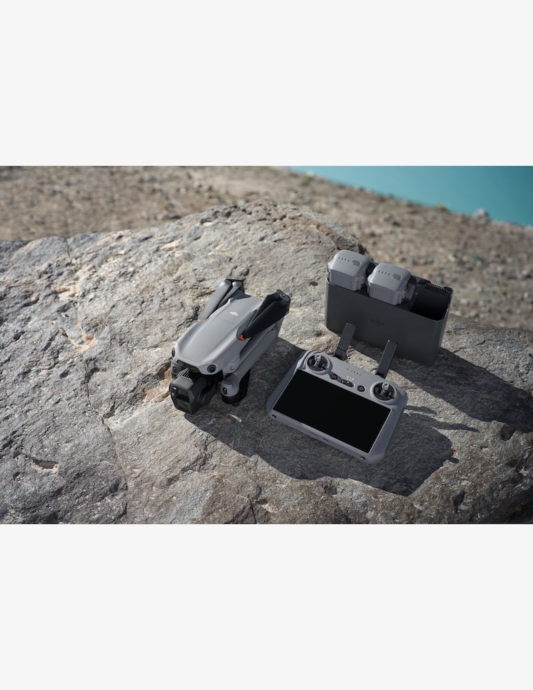 DJI Drone DJI Air 3S Fly More Combo (DJI RC2) - immagine 3 DJI Drone DJI Air 3S Fly More Combo (DJI RC2) - immagine 3