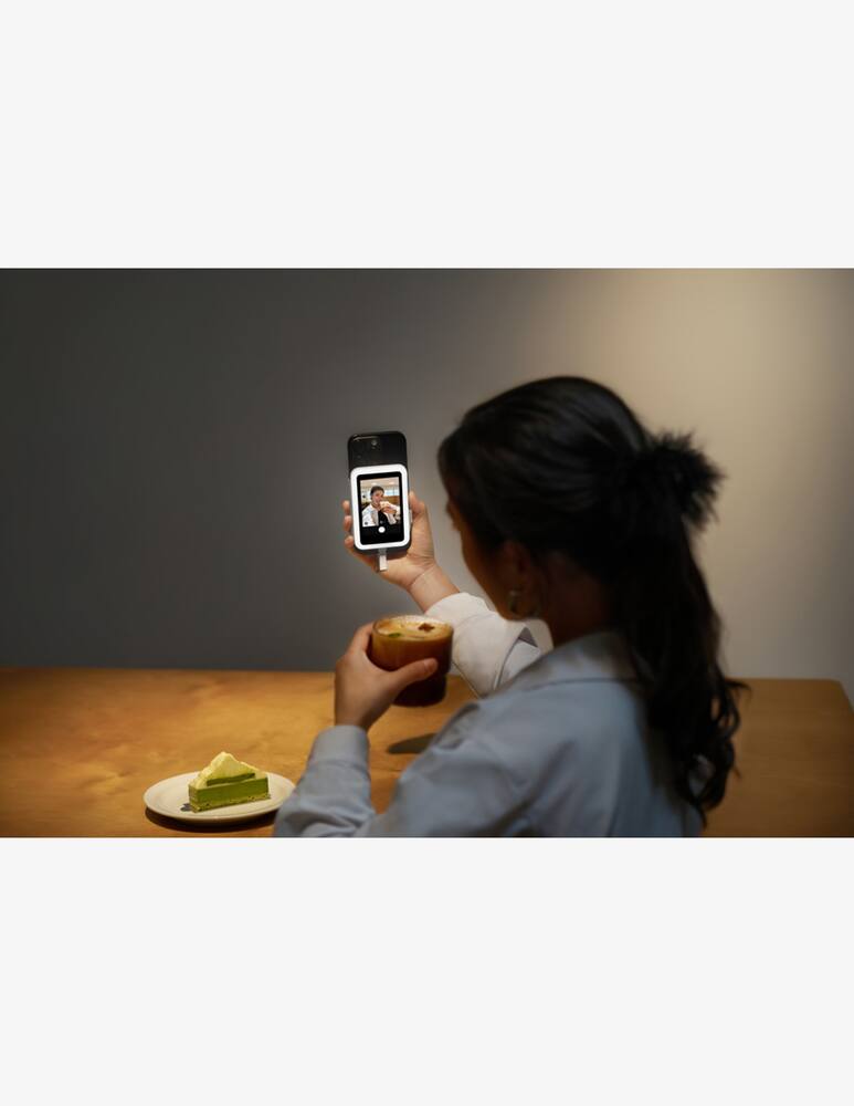 rinascente Insta360 Insta360 Snap Selfie Screen With Light