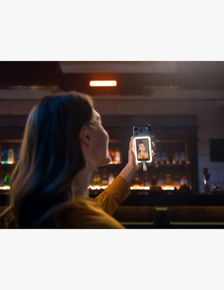 Insta360 Schermo selfie con luce Insta360 Snap - immagine 4 Insta360 Schermo selfie con luce Insta360 Snap - immagine 4