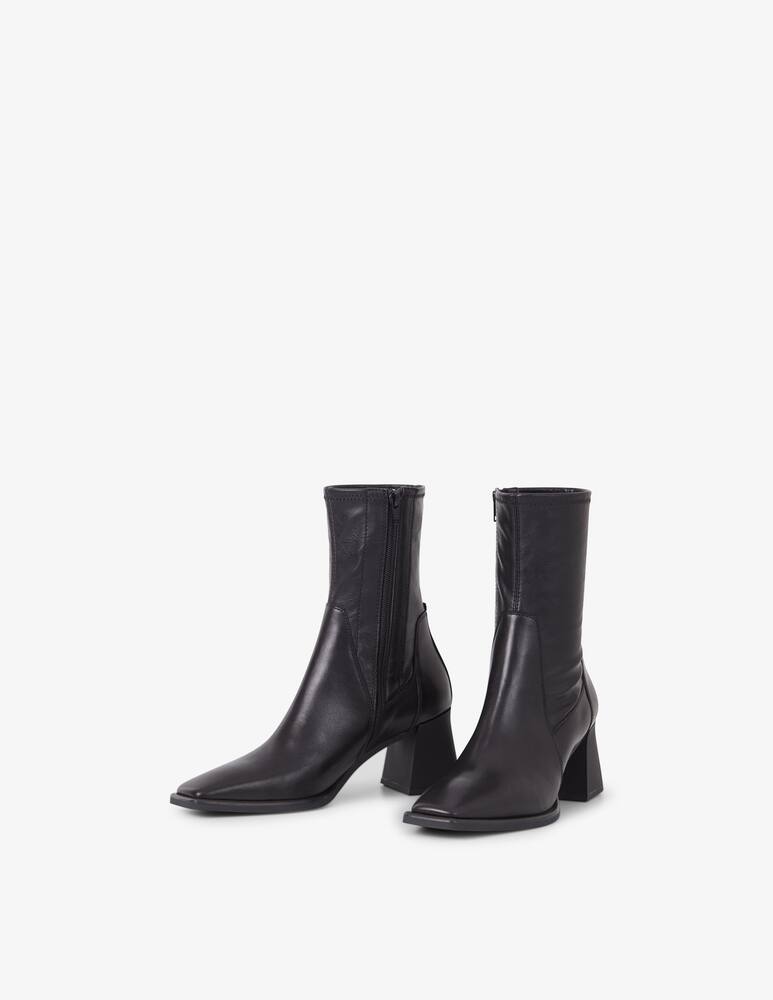 rinascente Vagabond Shoemakers Hedda stretch leathet booties