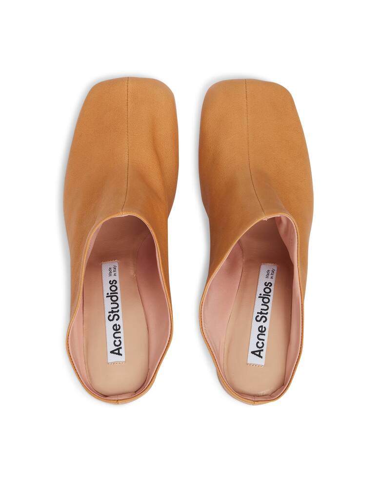 rinascente Acne Studios Mule con tacco in pelle