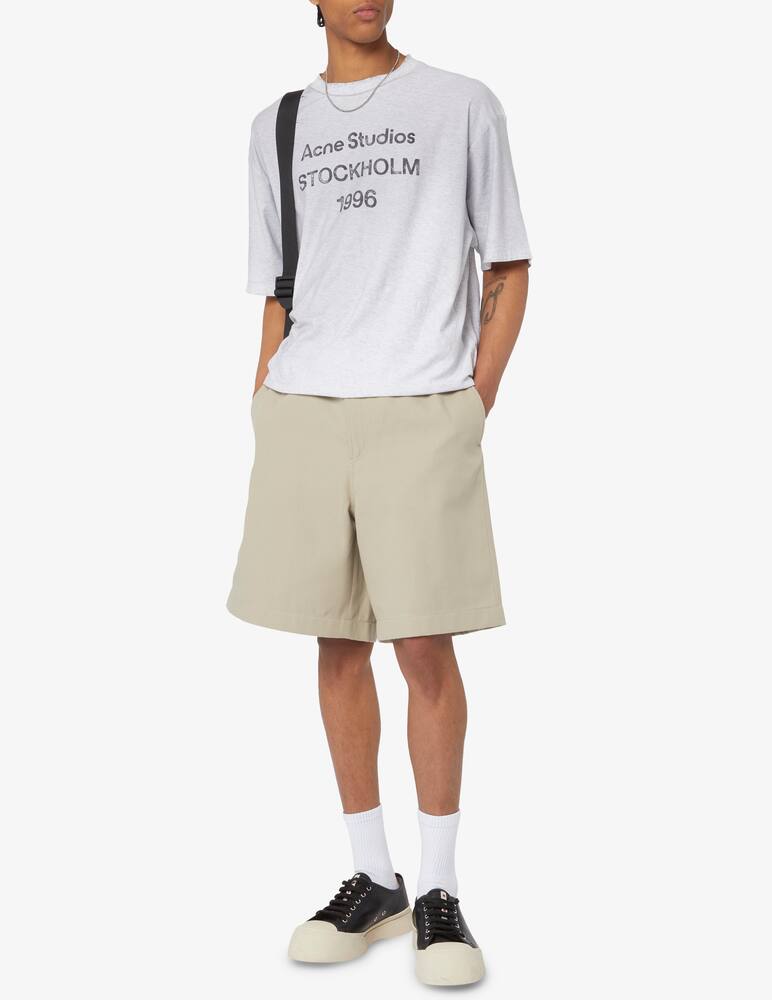 Acne Studios Cotton beige chino shorts - picture 2 Acne Studios Cotton beige chino shorts - picture 2