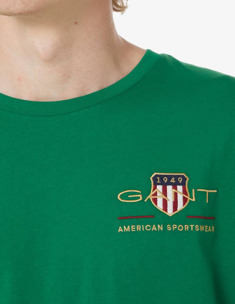 Gant Archive shield embroidery t-shirt - Green - picture 4 Gant Archive shield embroidery t-shirt - Green - picture 4