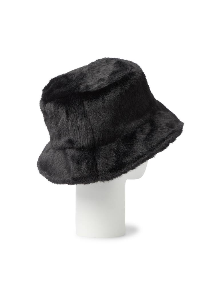 rinascente Stand Studio Bucket hat Wera 