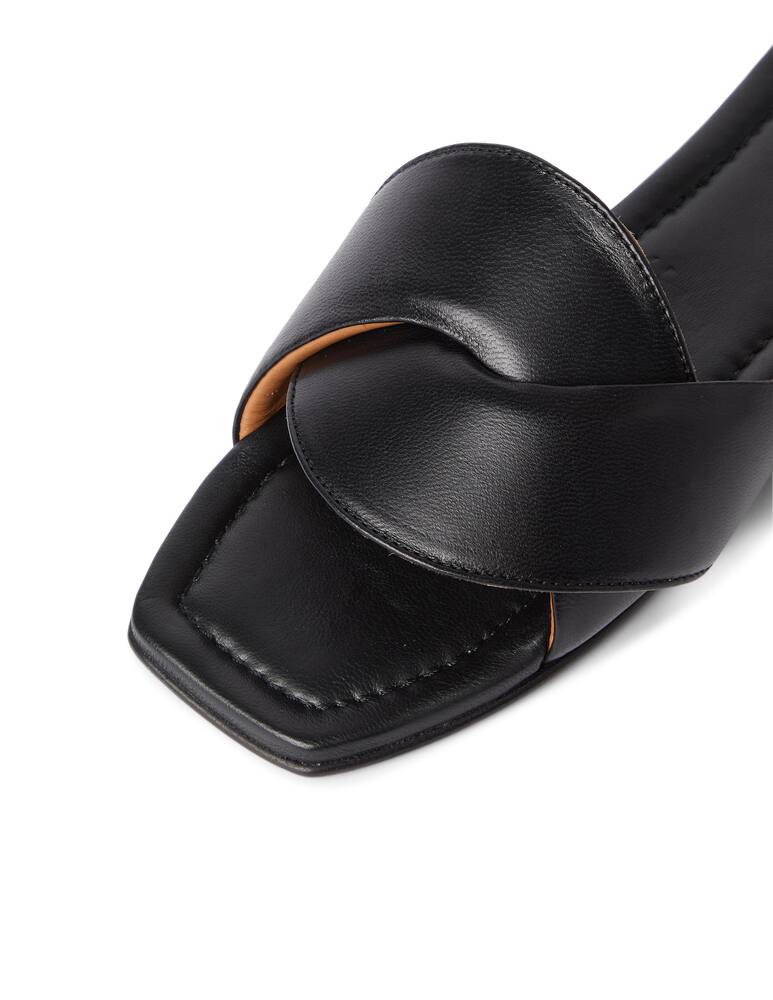rinascente ATP Atelier Capurso sandal in nappa leather with crossover
