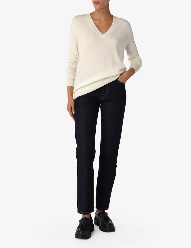 TOTEME Low taper denim - picture 2 TOTEME Low taper denim - picture 2