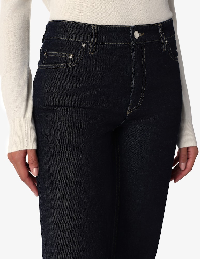 TOTEME Low taper denim - picture 4 TOTEME Low taper denim - picture 4