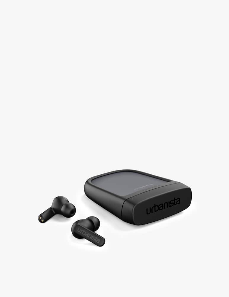 Urbanista Solar powered earphones Phoenix Midnight Black - picture 4 Urbanista Solar powered earphones Phoenix Midnight Black - picture 4