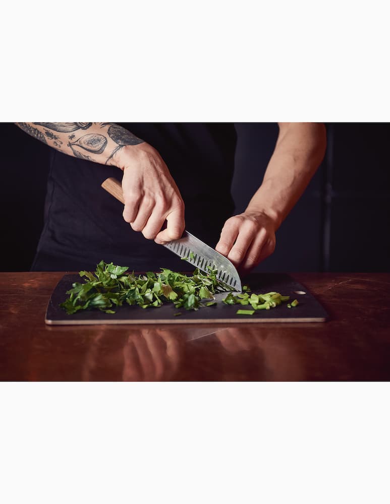 Victorinox Coltello Santoku Swiss Modern - immagine 2 Victorinox Coltello Santoku Swiss Modern - immagine 2