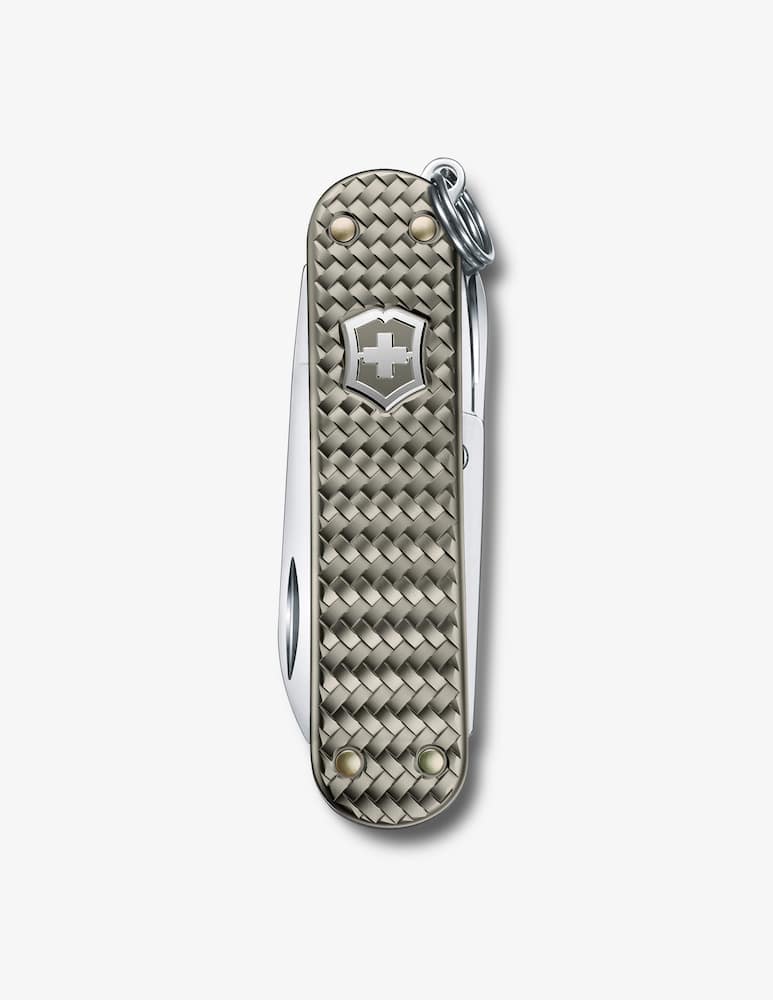 Victorinox Coltellino Svizzero Multiutensile Classic Sd Precious Alox - immagine 2 Victorinox Coltellino Svizzero Multiutensile Classic Sd Precious Alox - immagine 2