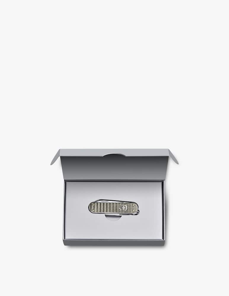 Victorinox Coltellino Svizzero Multiutensile Classic Sd Precious Alox - immagine 4 Victorinox Coltellino Svizzero Multiutensile Classic Sd Precious Alox - immagine 4