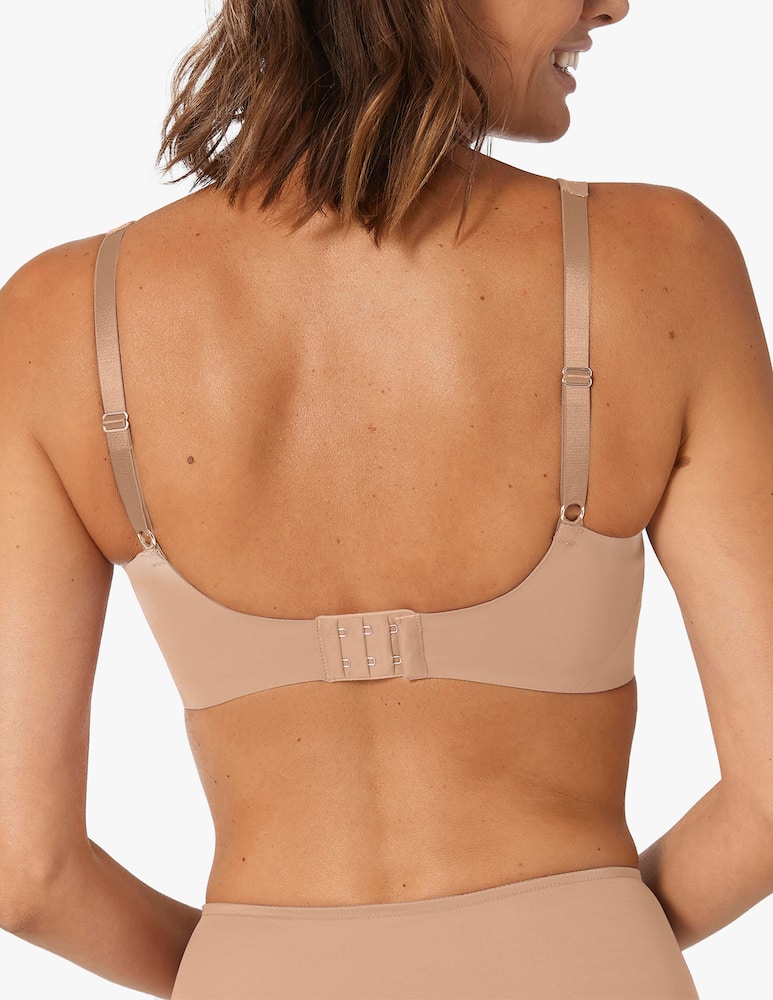 Triumph Reggiseno senza ferretto True Shape Sensation N01 - immagine 2 Triumph Reggiseno senza ferretto True Shape Sensation N01 - immagine 2