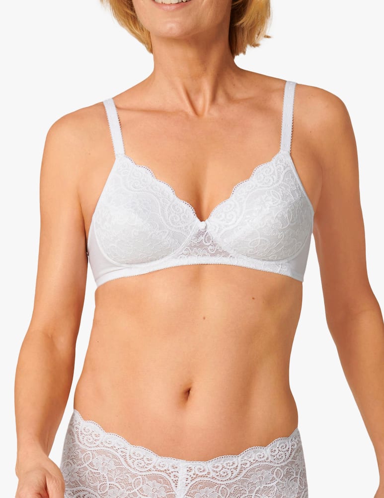 Triumph Amourette 300 P X non-wired padded bra - picture 4 Triumph Amourette 300 P X non-wired padded bra - picture 4