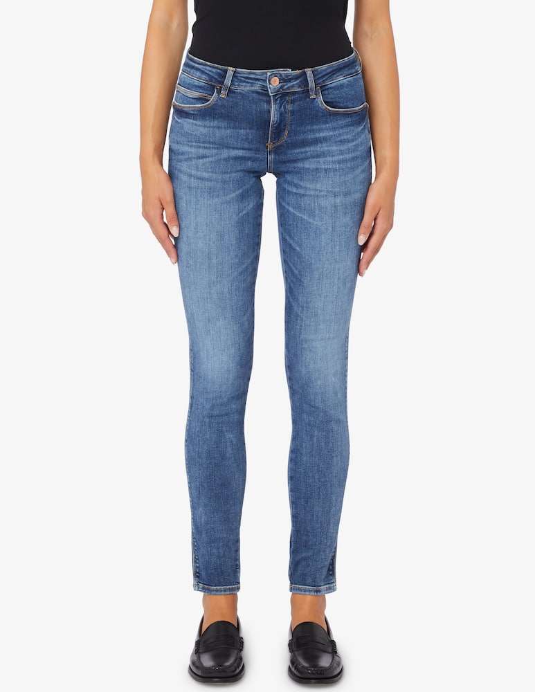 Guess Top Curve X - immagine 1 Guess Top Curve X - immagine 1
