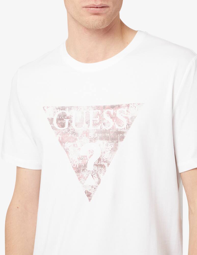 Guess Maglietta big logo triangolo fantasia - immagine 4 Guess Maglietta big logo triangolo fantasia - immagine 4