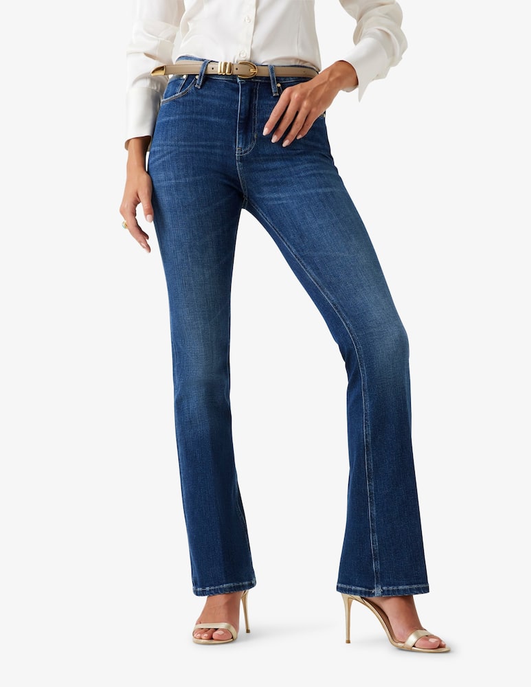 Guess Jeans a zampa - immagine 1 Guess Jeans a zampa - immagine 1
