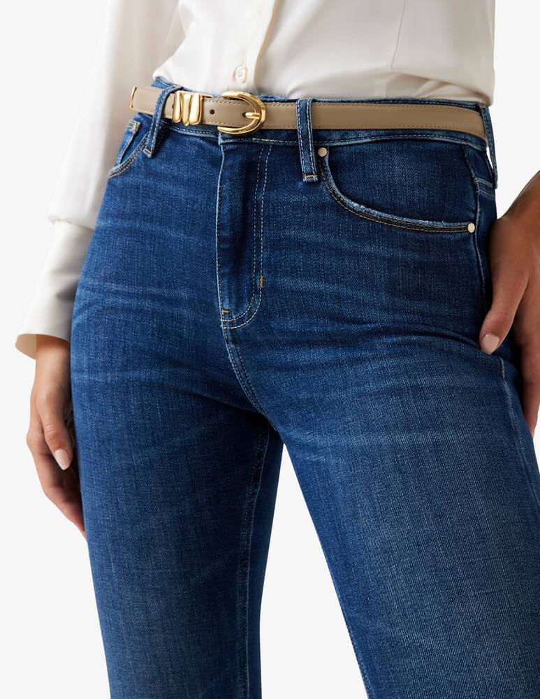 Guess Jeans a zampa - immagine 4 Guess Jeans a zampa - immagine 4