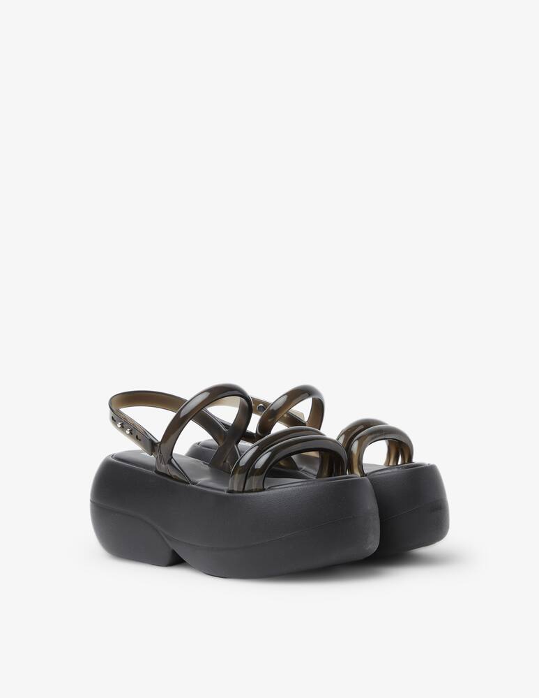 Melissa Snadali con platform Airbubble - immagine 3