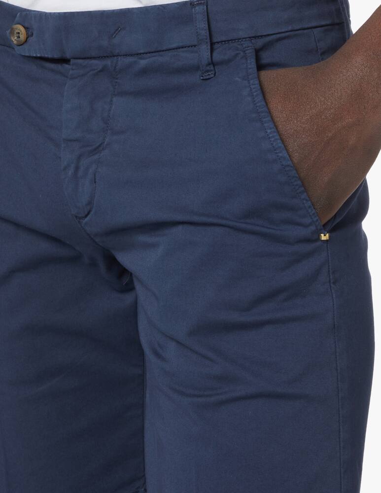 rinascente Entre Amis Satinized cotton chino short - blue