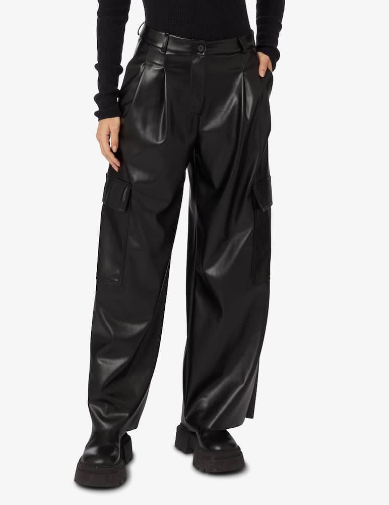 HAVEONE Faux leather cargo pants - Black - picture 2 HAVEONE Faux leather cargo pants - Black - picture 2
