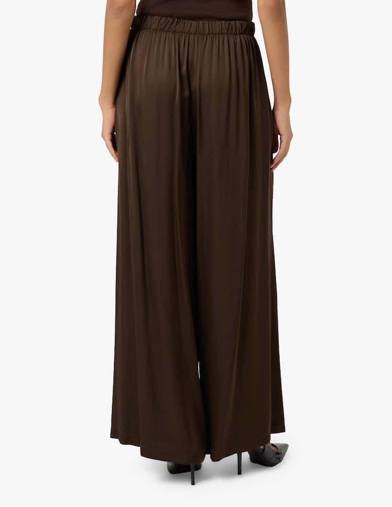 HAVEONE Relaxed viscose trousers with front pleats - picture 3 HAVEONE Relaxed viscose trousers with front pleats - picture 3