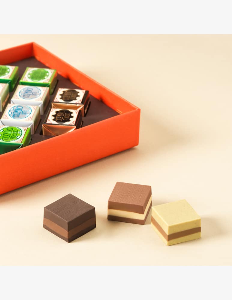 Venchi Cremino Selection Gift Box, Candied 127g - picture 2 Venchi Cremino Selection Gift Box, Candied 127g - picture 2