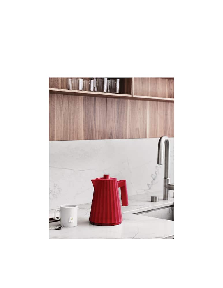 rinascente Alessi Bollitore elettrico in resina termoplastica Plissé - rosso