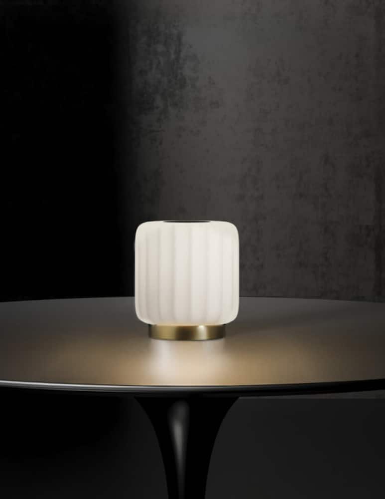 Slide Table lamp - picture 3 Slide Table lamp - picture 3