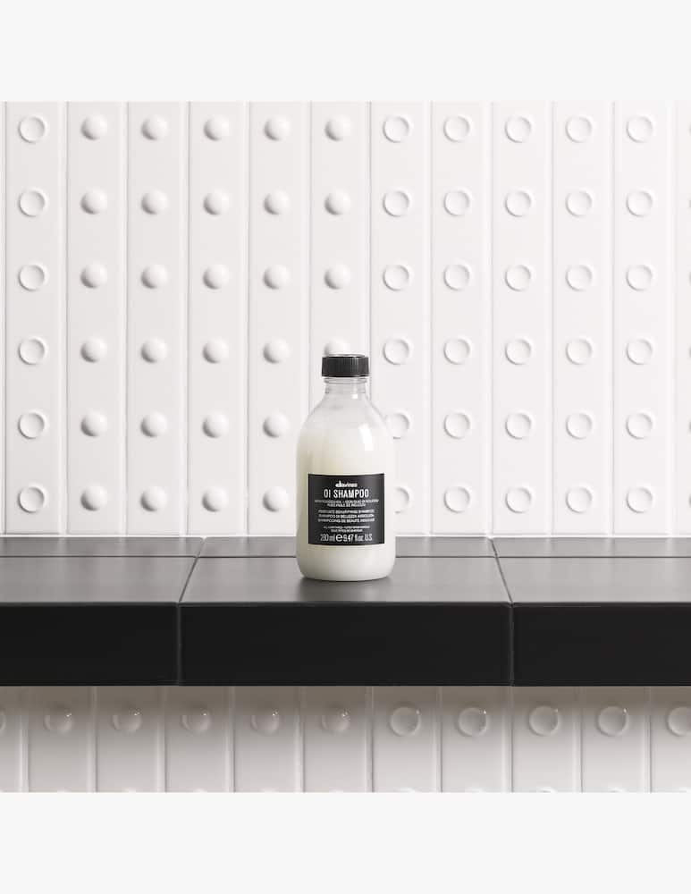 Davines OI Shampoo - immagine 3 Davines OI Shampoo - immagine 3