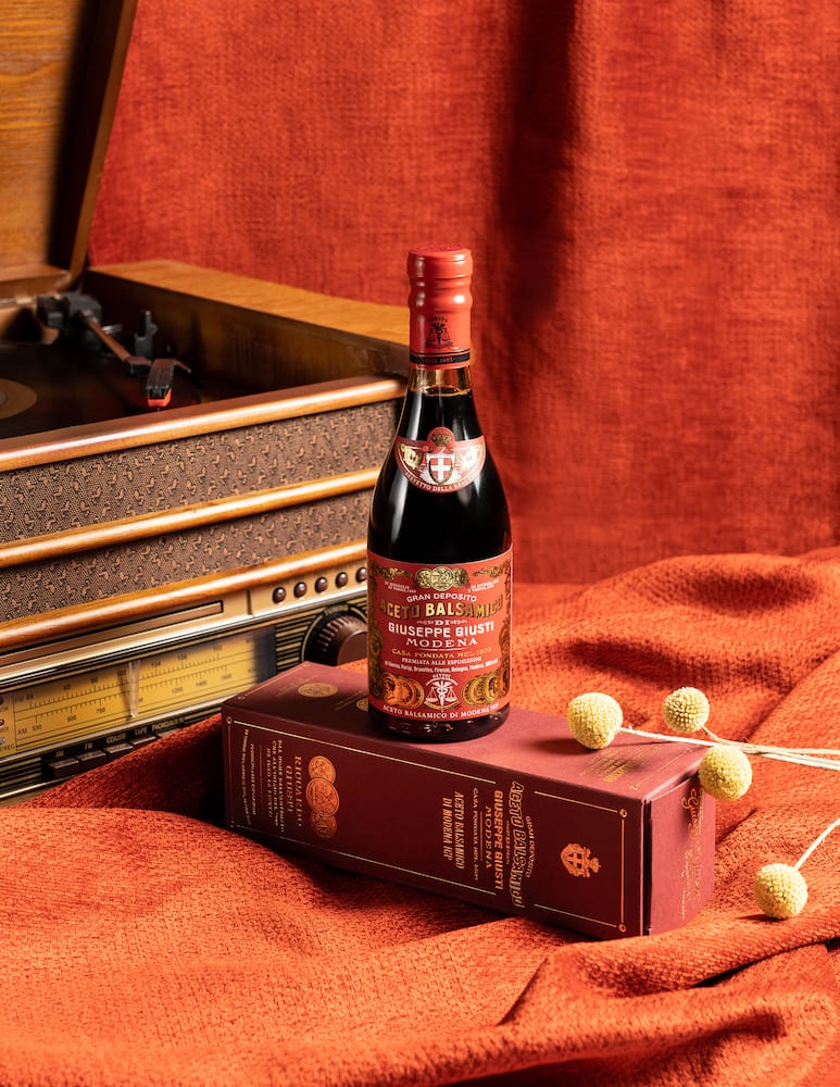 Giuseppe Giusti Aceto Balsamico Di Modena IGP 3 Medaglie D'oro - Champagnotta - immagine 3 Giuseppe Giusti Aceto Balsamico Di Modena IGP 3 Medaglie D'oro - Champagnotta - immagine 3