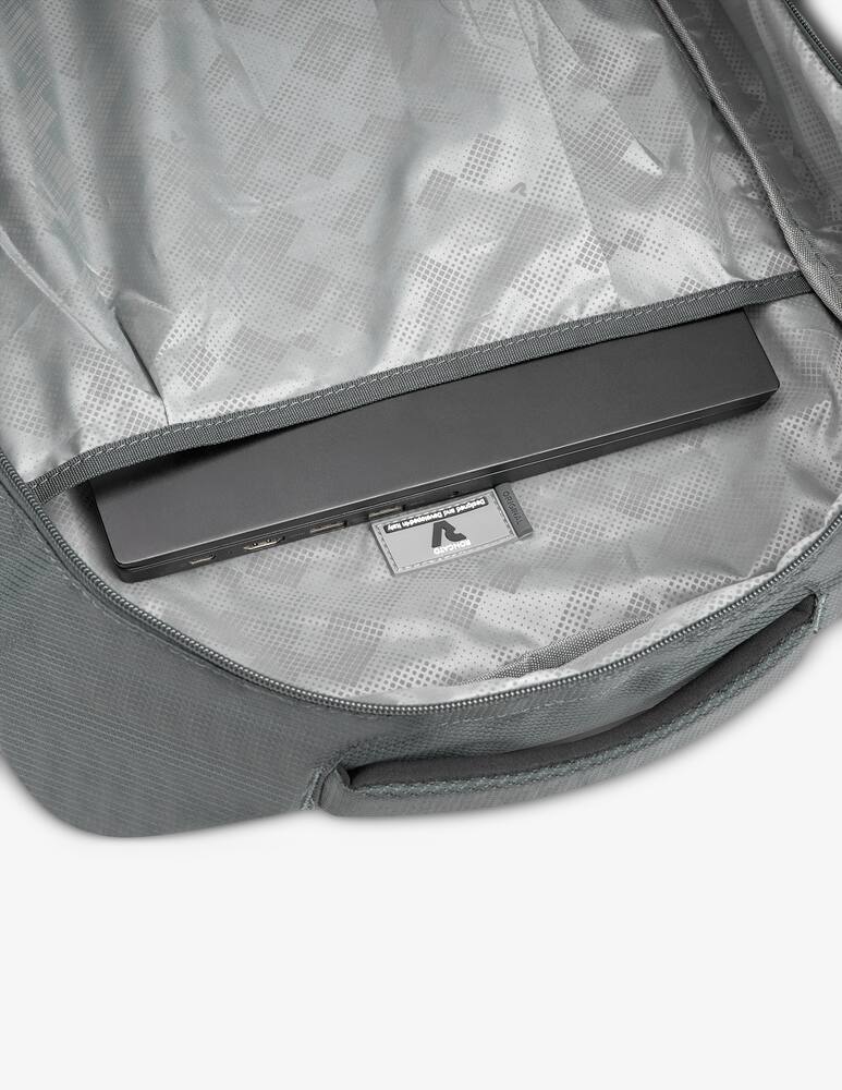 Roncato Ironik 2.0 Zaino Cabina Easyjet - immagine 4 Roncato Ironik 2.0 Zaino Cabina Easyjet - immagine 4