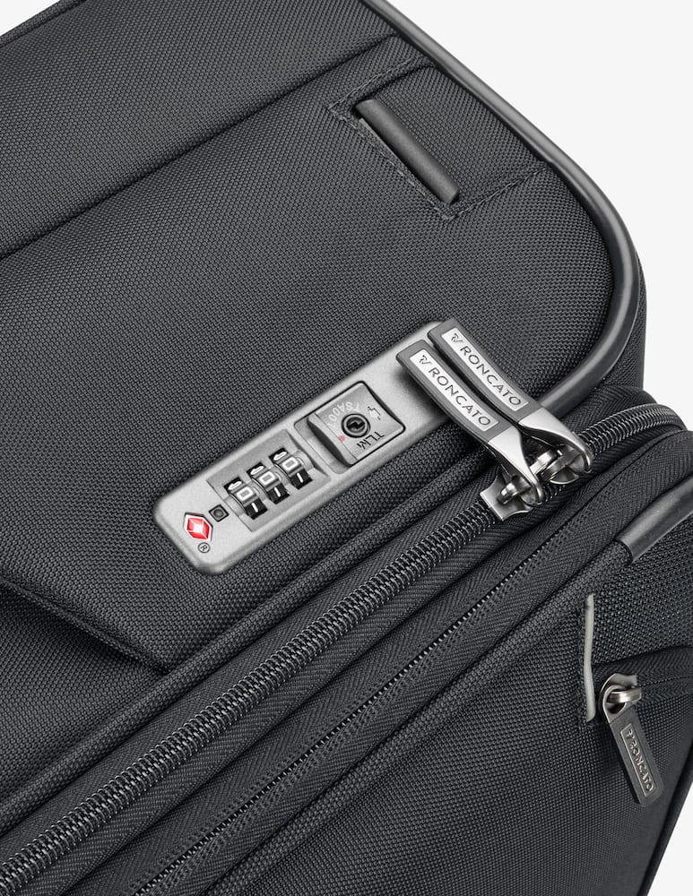 rinascente Roncato Gateway Cabin Spinner 55X40X20/23 Cm Expandable - Black