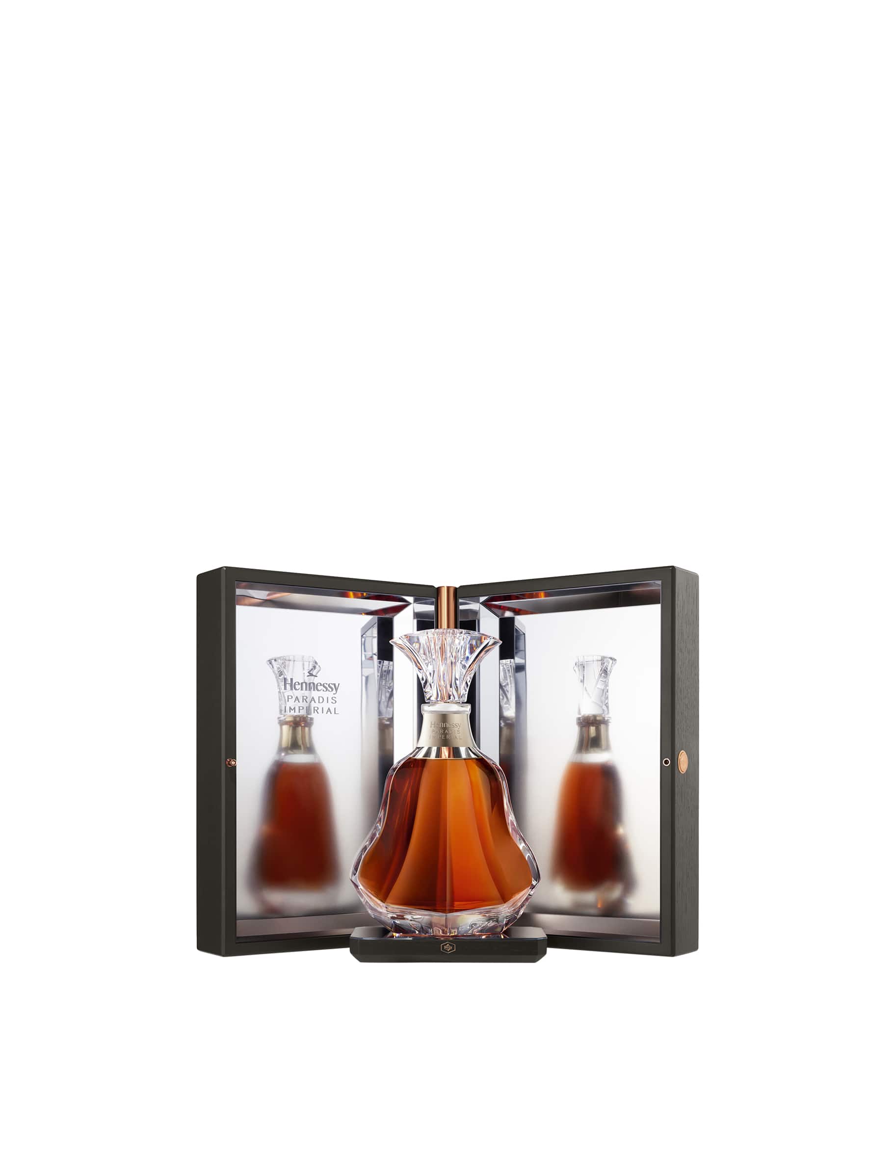 Shop Hennessy Cognac Paradis Impérial Gift Box on Rinascente