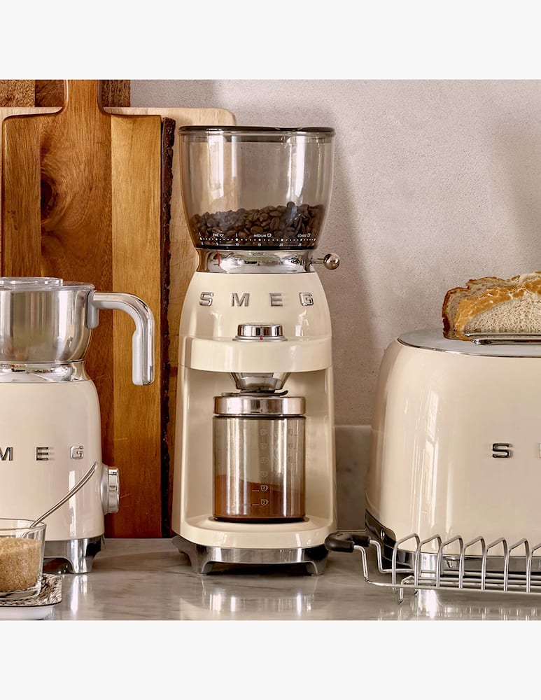 Smeg Coffee grinder 50's Style glossy cream - picture 6