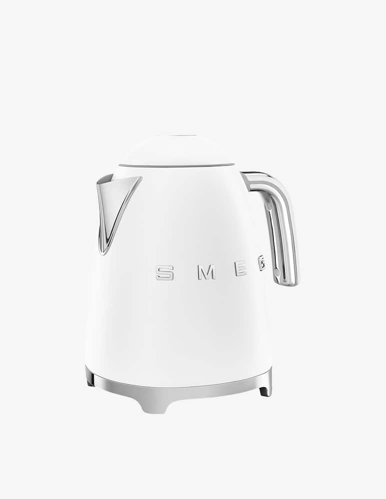 Smeg Standard Kettle 50's Style Opaque White - picture 2 Smeg Standard Kettle 50's Style Opaque White - picture 2