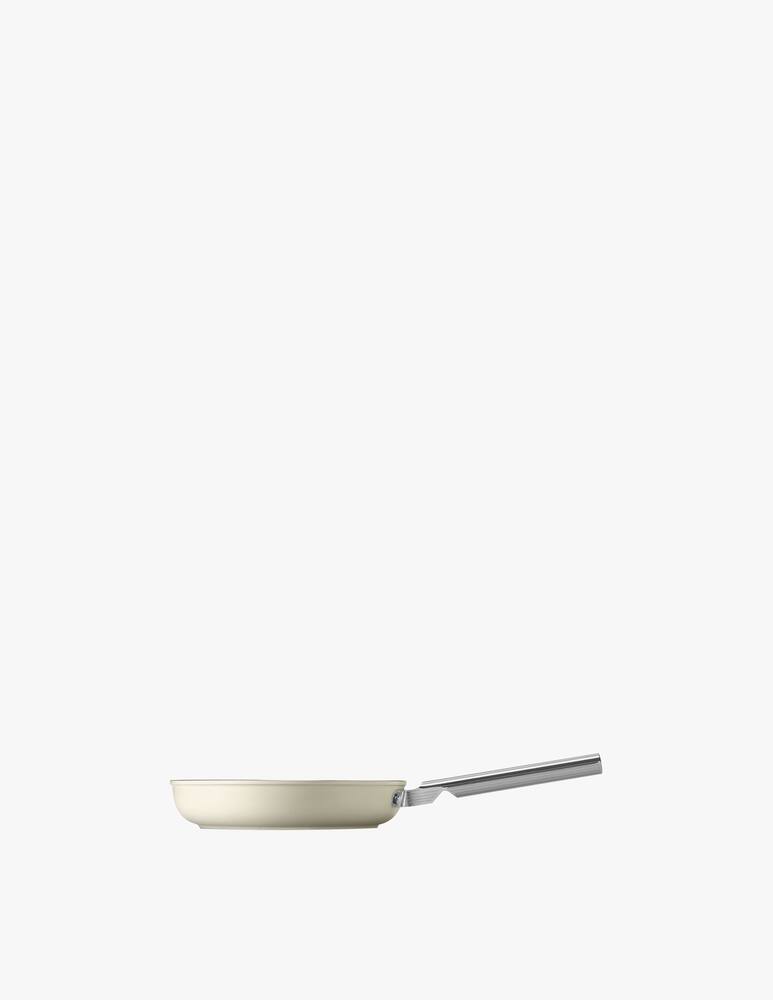 Smeg Padella antiaderente - Panna OPACO - D24cm - immagine 1 Smeg Padella antiaderente - Panna OPACO - D24cm - immagine 1