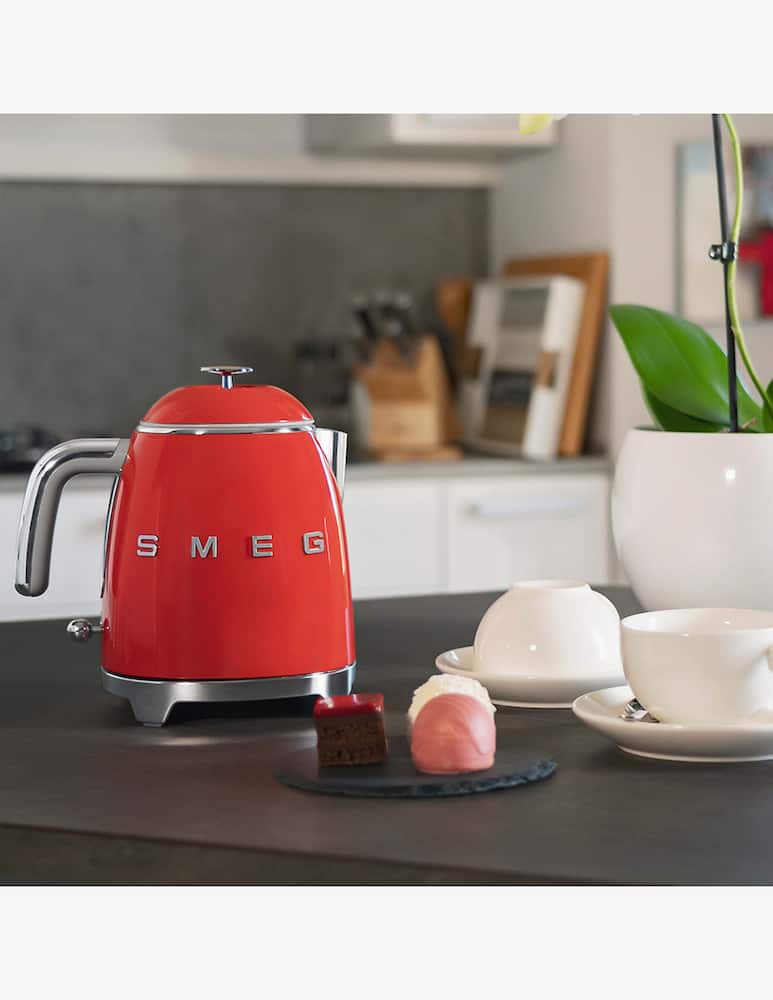 Smeg Mini Bollitore 50'S Style Rosso Lucido - immagine 6 Smeg Mini Bollitore 50'S Style Rosso Lucido - immagine 6