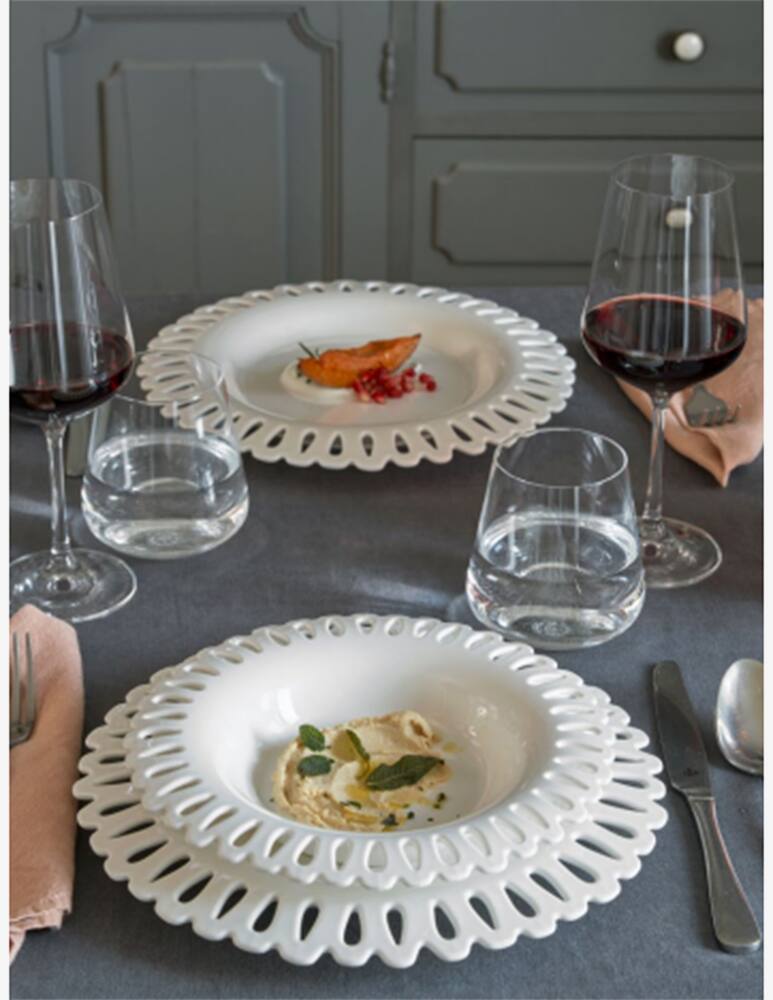 rinascente La Porcellana Bianca Giulietta Carved Soup Plate
