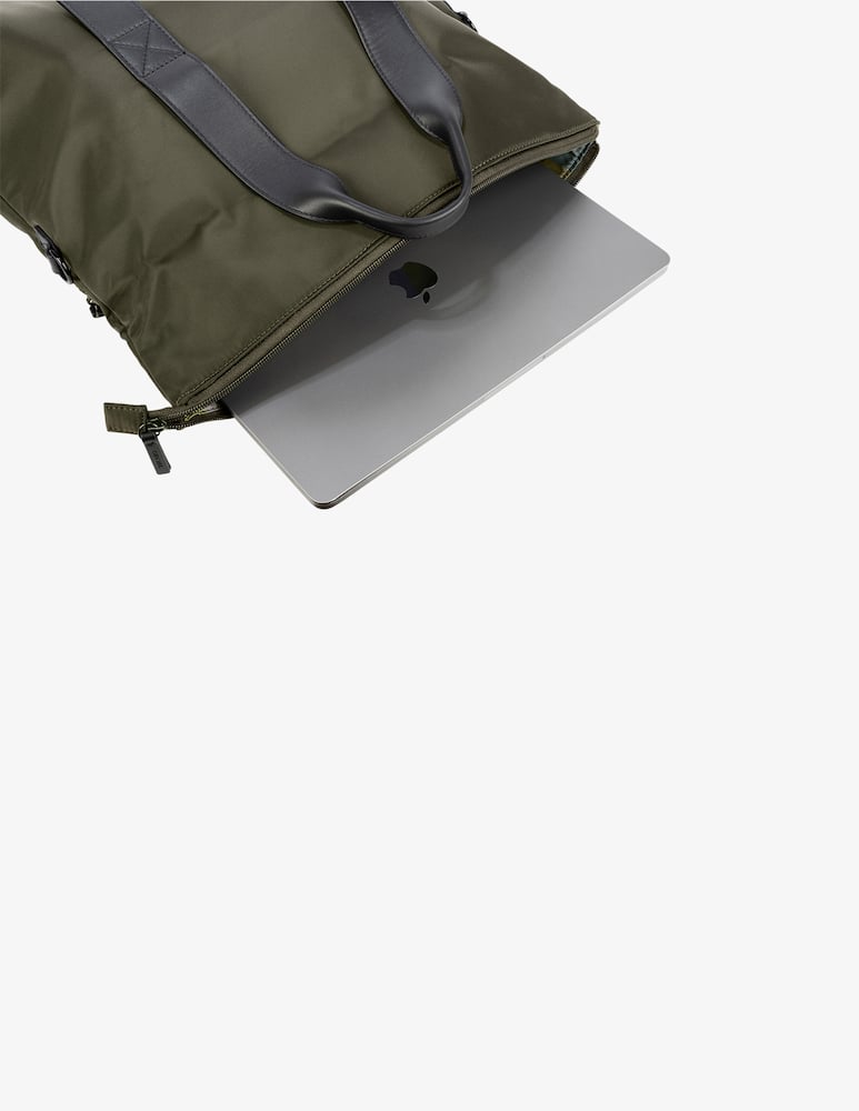 Tucano Fold Bag 15.6’ - picture 4 Tucano Fold Bag 15.6’ - picture 4