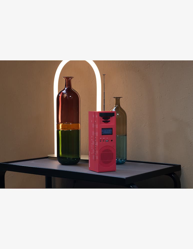 rinascente Brionvega Radio grattacielo designed by Marco Zanuso - rosso