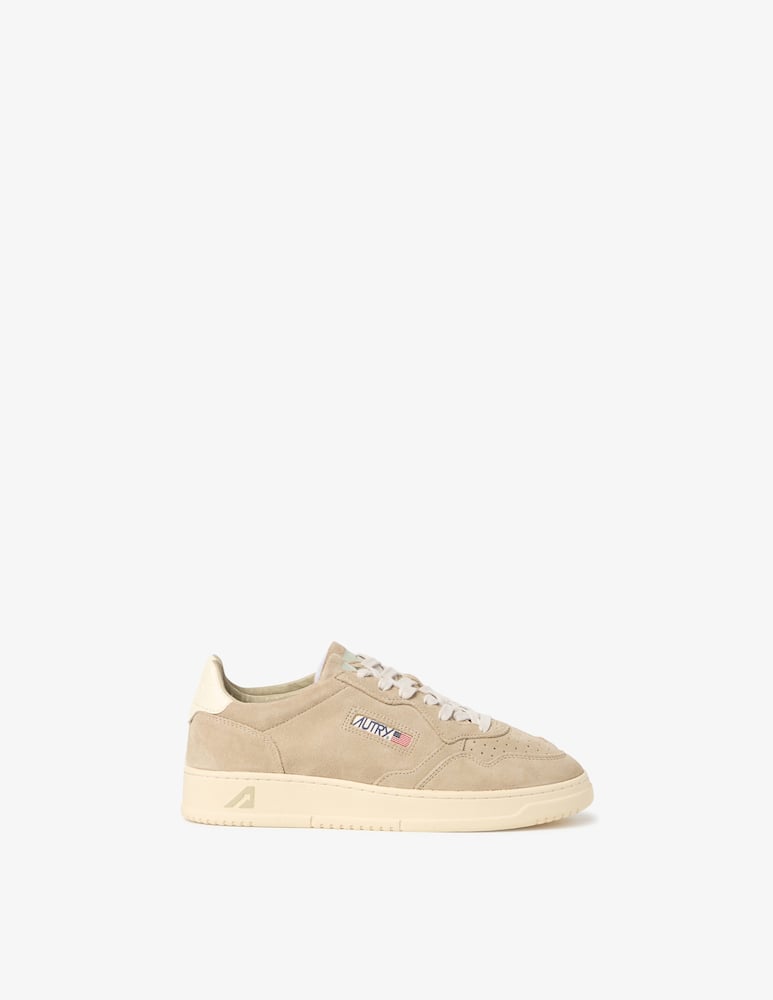 AUTRY Medalist low sneakers - picture 1 AUTRY Medalist low sneakers - picture 1