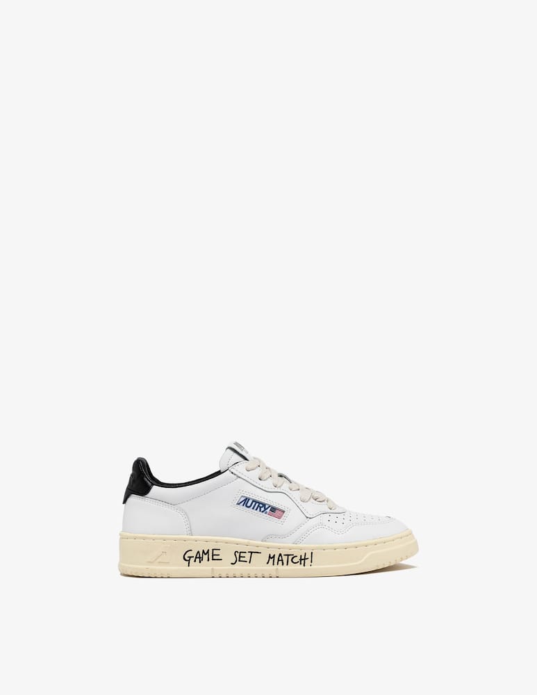 AUTRY Medalist low sneakers - picture 1 AUTRY Medalist low sneakers - picture 1