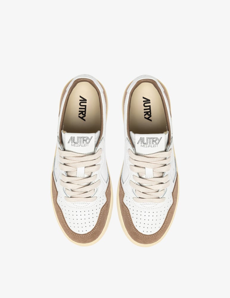 AUTRY Medalist low sneakers - picture 4 AUTRY Medalist low sneakers - picture 4