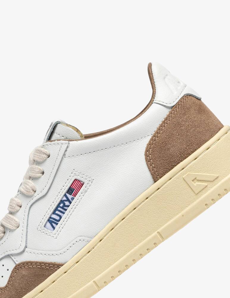 AUTRY Medalist low sneakers - picture 5 AUTRY Medalist low sneakers - picture 5