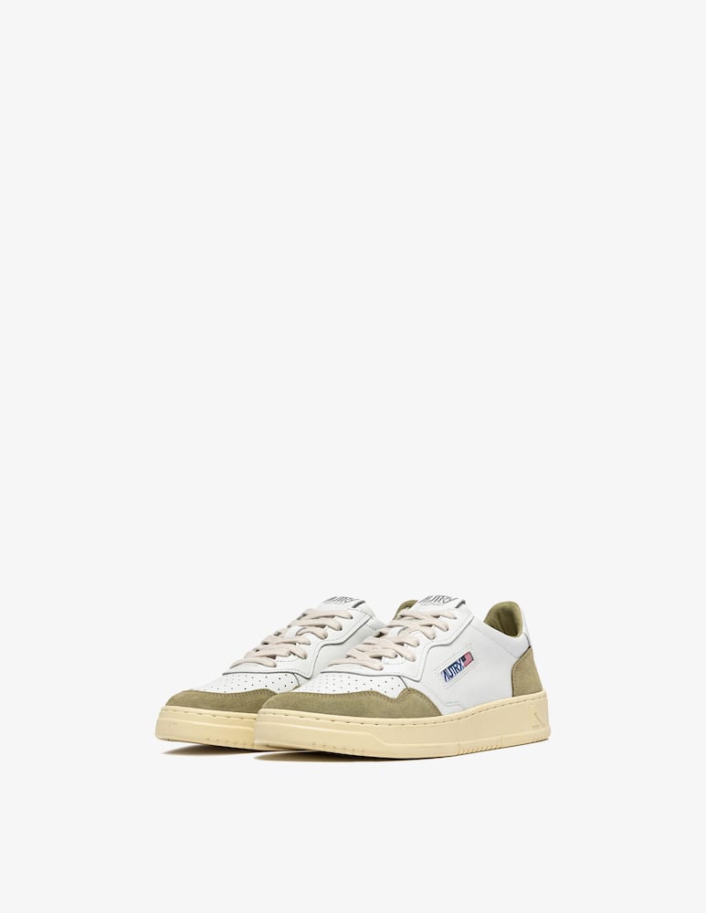AUTRY Medalist low sneakers - picture 2 AUTRY Medalist low sneakers - picture 2