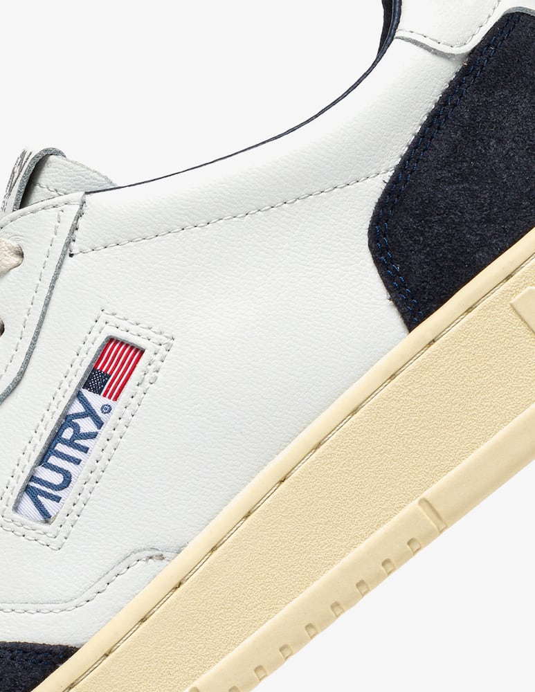 AUTRY Medalist low sneakers - picture 5 AUTRY Medalist low sneakers - picture 5