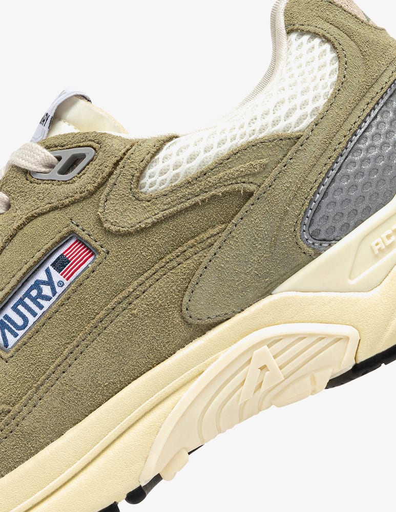 AUTRY Hyperway suede sneakers - picture 6 AUTRY Hyperway suede sneakers - picture 6